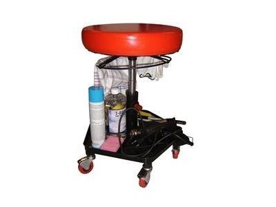 Tabouret à roulettes